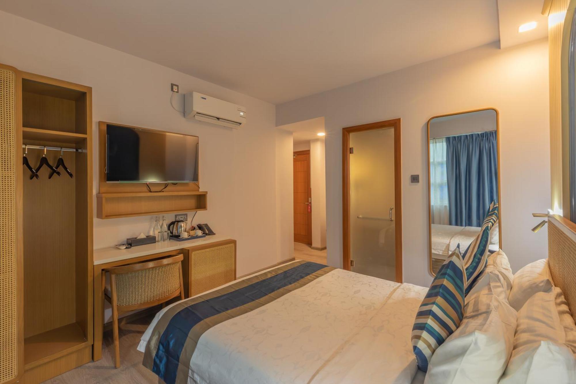 Umet Seaview Hotel With Free Airport Pick Up And Drop T&C Apply Male Exterior foto