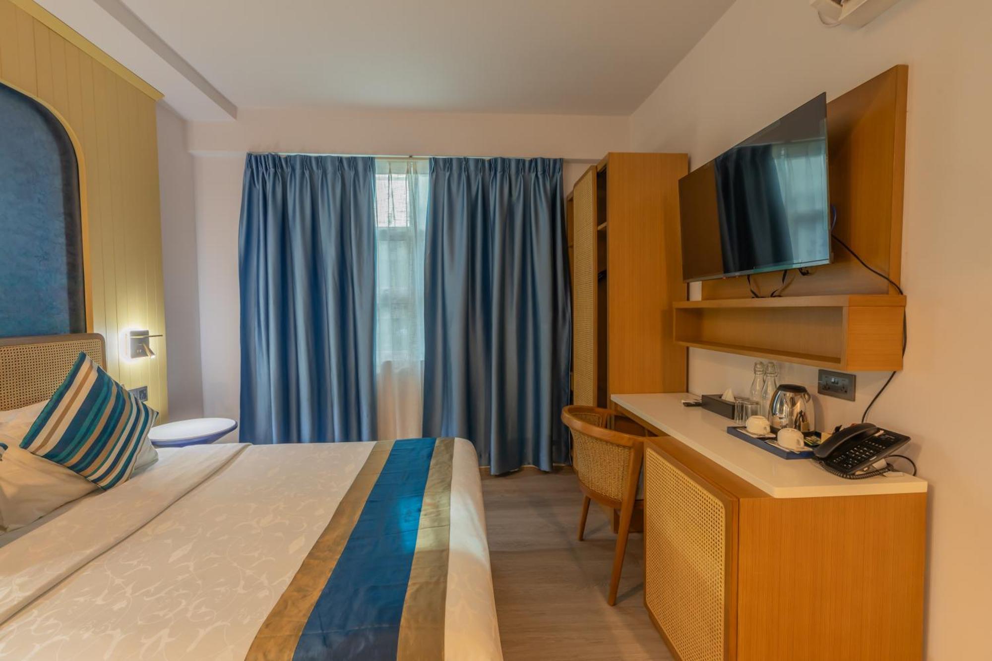 Umet Seaview Hotel With Free Airport Pick Up And Drop T&C Apply Male Exterior foto
