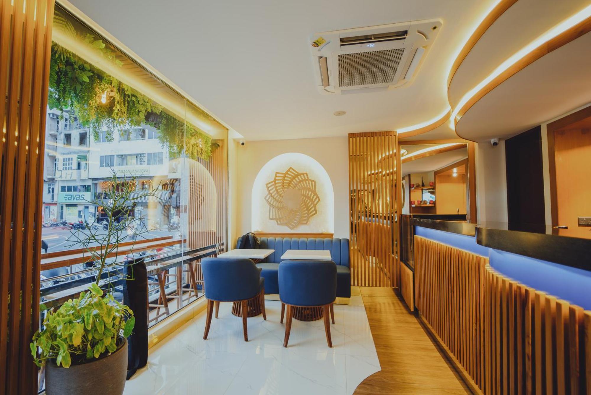 Umet Seaview Hotel With Free Airport Pick Up And Drop T&C Apply Male Exterior foto